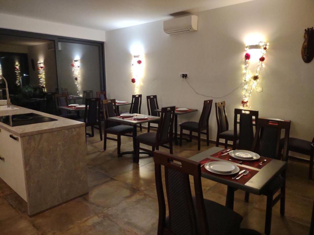 Suites Sunny Hill Moncarapacho Buitenkant foto