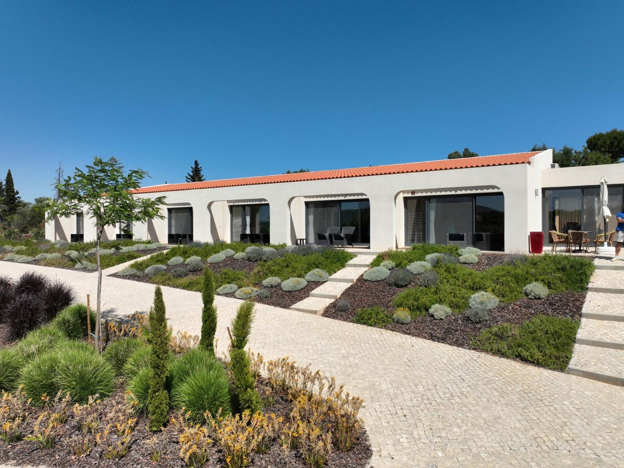 Suites Sunny Hill Moncarapacho Buitenkant foto